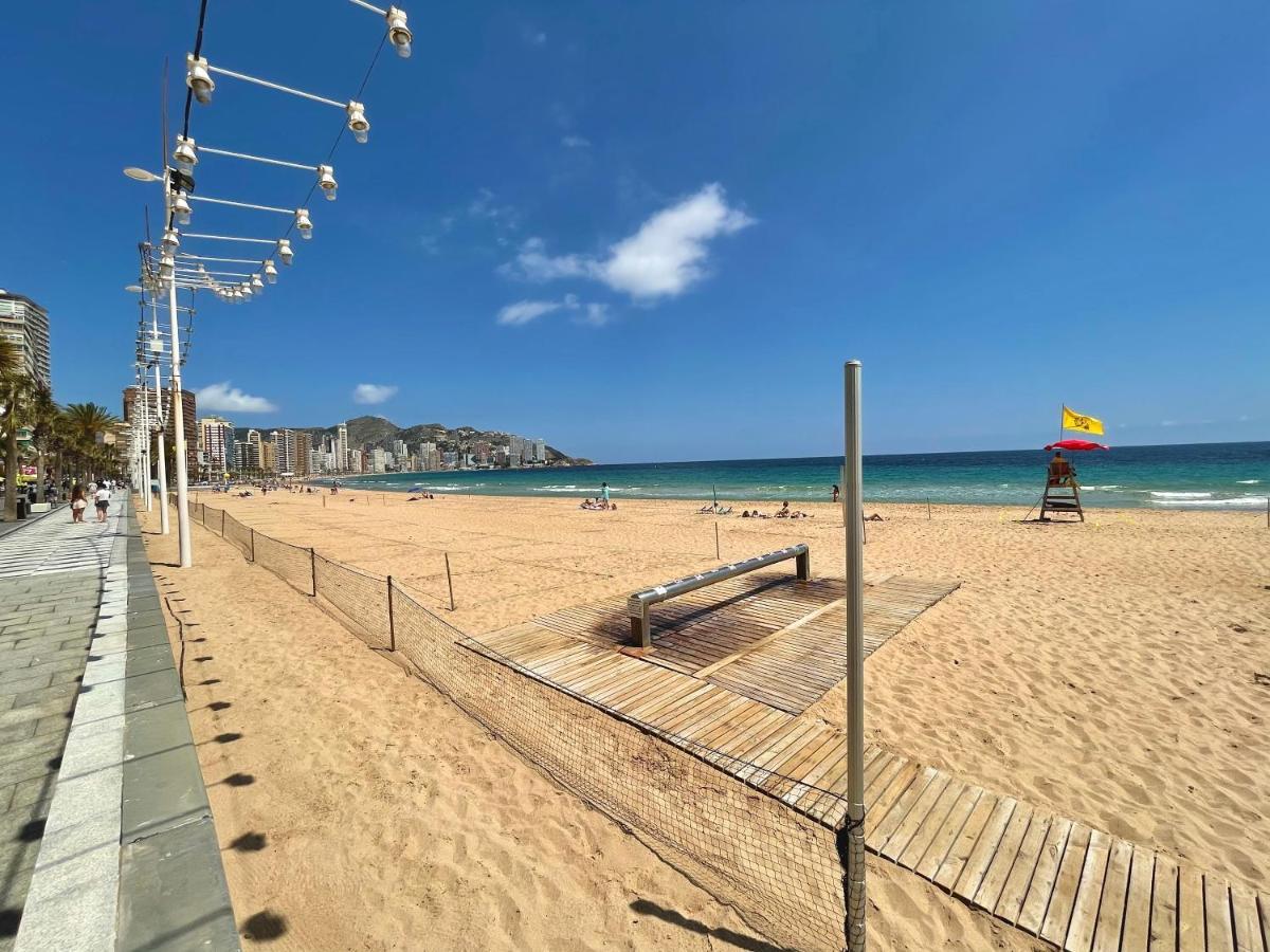 Mar Benidorm Hotel Bagian luar foto